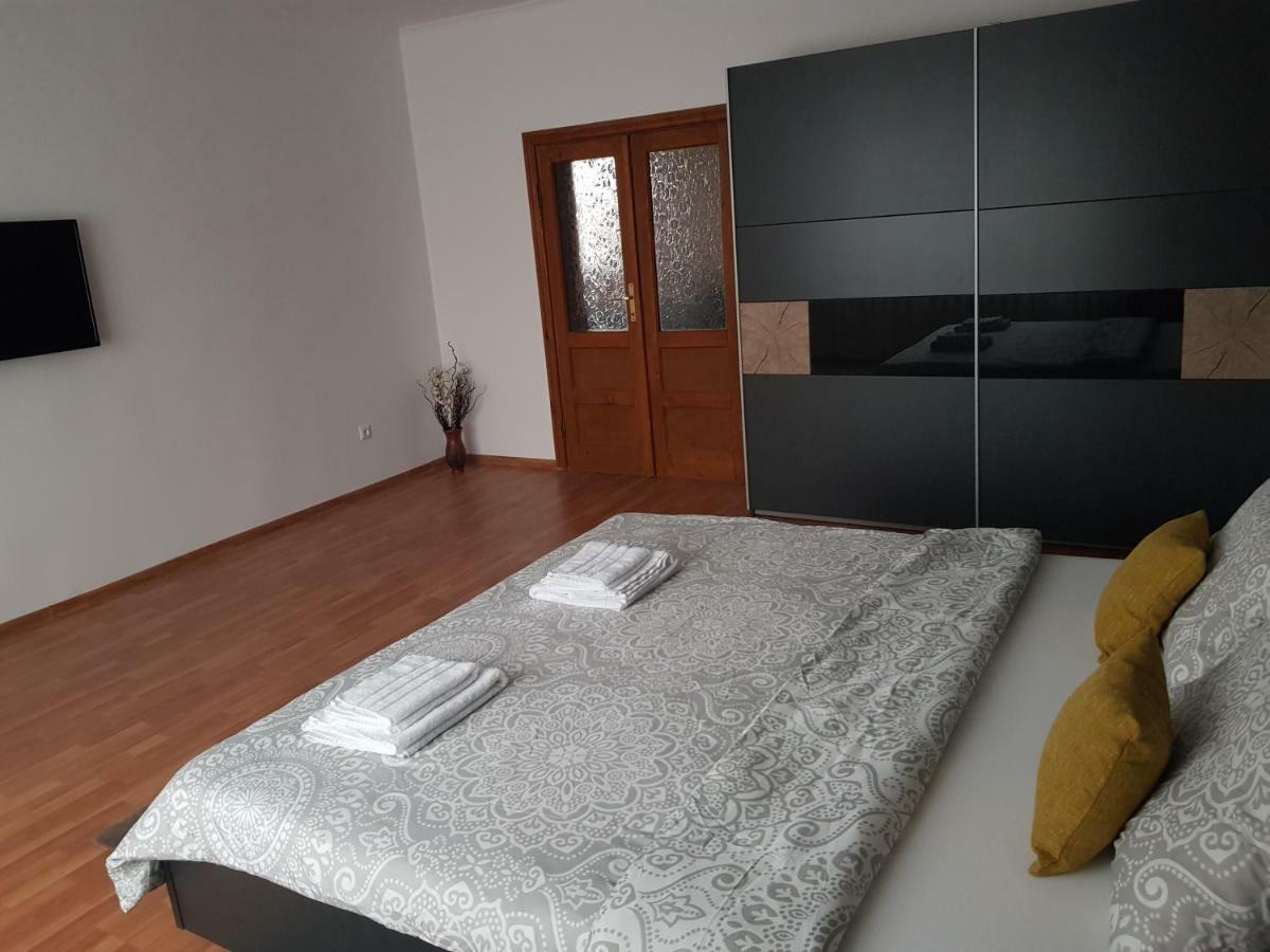 Premium Central Apartment Oradea Eksteriør bilde